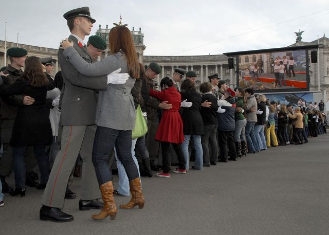 Bildgröße auf die Monitorauflösung (640x480 px) optimiert