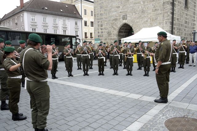 Bildgr&ouml;&szlig;e auf die Monitoraufl&ouml;sung (640x480 px) optimiert