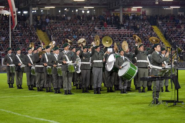 Bildgröße auf die Monitorauflösung (640x480 px) optimiert