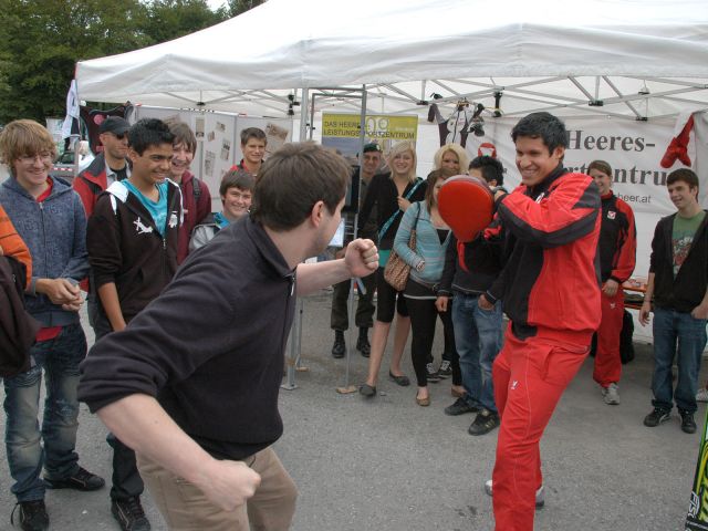 Bildgröße auf die Monitorauflösung (640x480 px) optimiert