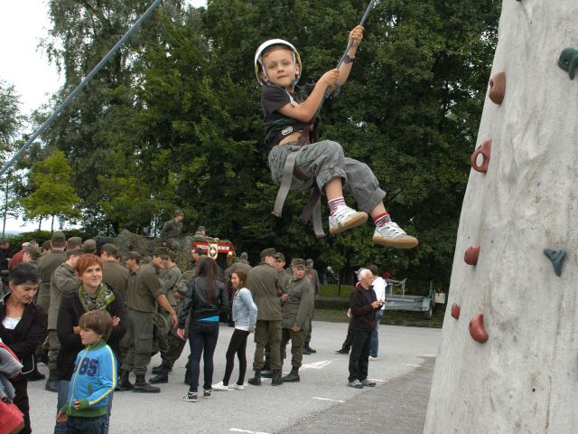 Bildgröße auf die Monitorauflösung (640x480 px) optimiert