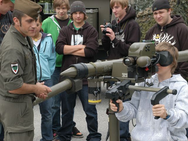 Bildgröße auf die Monitorauflösung (640x480 px) optimiert