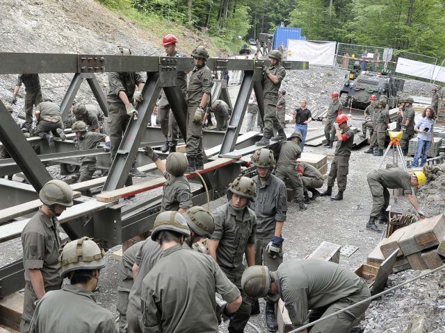 Bildgr&ouml;&szlig;e auf die Monitoraufl&ouml;sung (640x480 px) optimiert