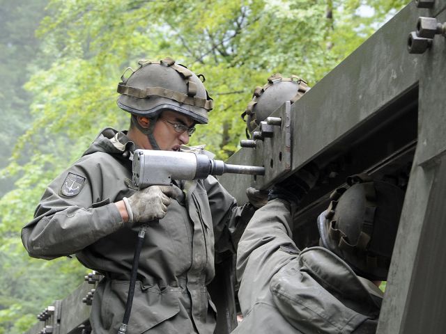 Bildgröße auf die Monitorauflösung (640x480 px) optimiert