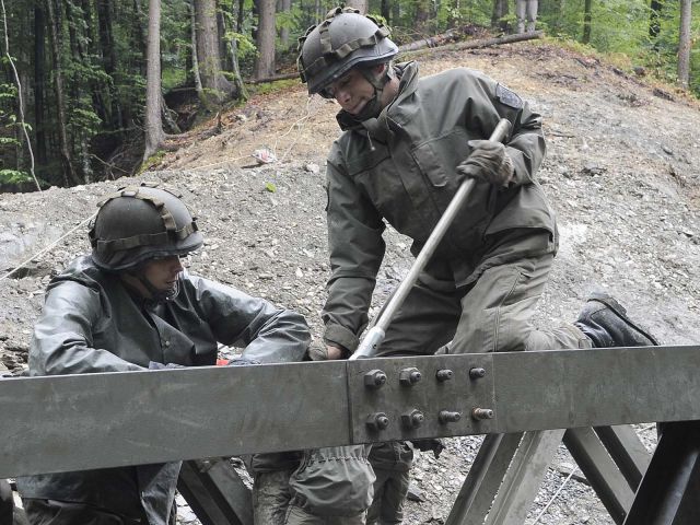 Bildgröße auf die Monitorauflösung (640x480 px) optimiert