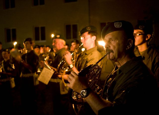 Bildgröße auf die Monitorauflösung (640x480 px) optimiert