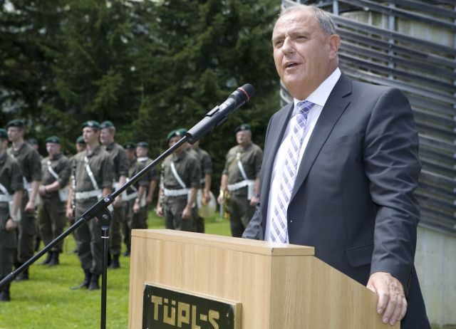 Bildgröße auf die Monitorauflösung (640x480 px) optimiert