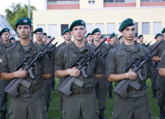 Bildgröße auf die Monitorauflösung (640x480 px) optimiert