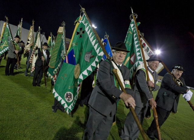 Bildgröße auf die Monitorauflösung (640x480 px) optimiert