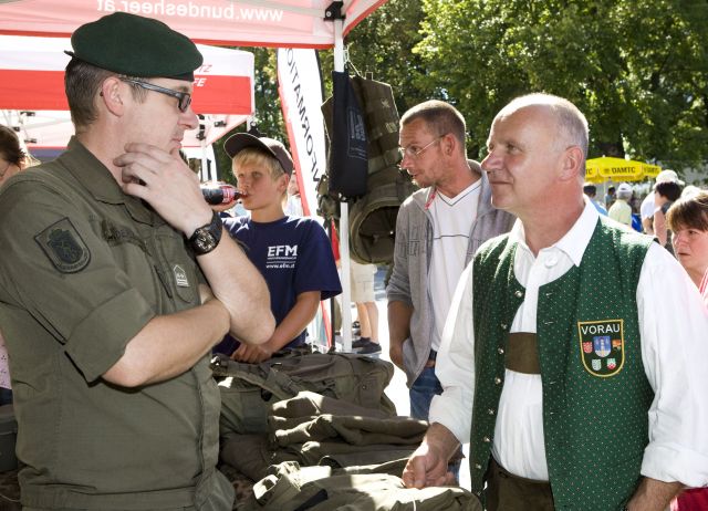 Bildgröße auf die Monitorauflösung (640x480 px) optimiert