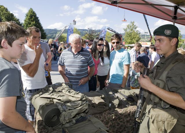 Bildname: 20110903_151946.jpg, momentane Bildgröße: 640x462 px Bildgröße auf die Monitorauflösung (640x480 px) optimiert