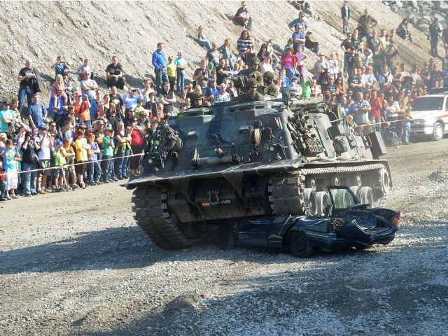 Bildgröße auf die Monitorauflösung (640x480 px) optimiert