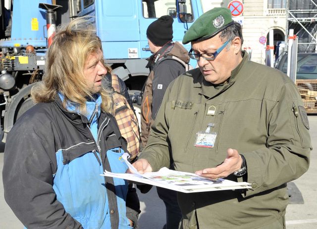 Bildgröße auf die Monitorauflösung (640x480 px) optimiert