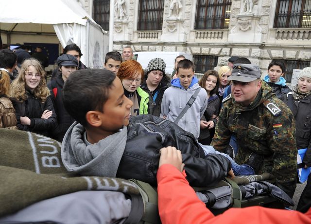 Bildgröße auf die Monitorauflösung (640x480 px) optimiert