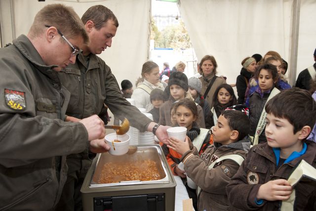 Bildgröße auf die Monitorauflösung (640x480 px) optimiert