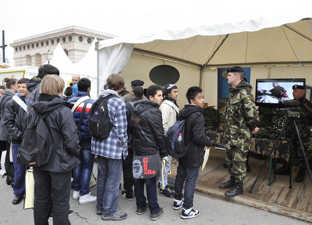 Bildgr&ouml;&szlig;e auf die Monitoraufl&ouml;sung (640x480 px) optimiert