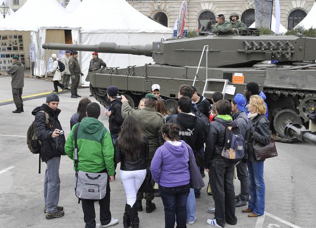 Bildgr&ouml;&szlig;e auf die Monitoraufl&ouml;sung (640x480 px) optimiert