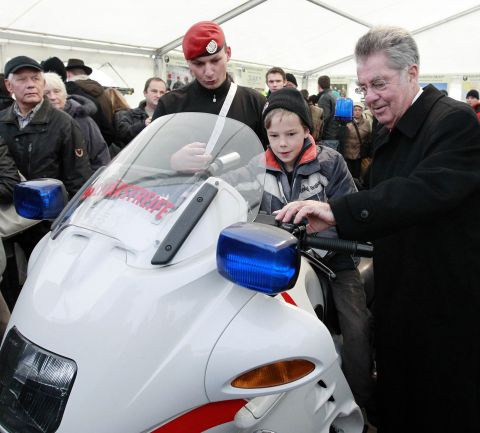 Bildgr&ouml;&szlig;e auf die Monitoraufl&ouml;sung (640x480 px) optimiert