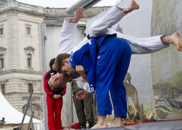 Bildgr&ouml;&szlig;e auf die Monitoraufl&ouml;sung (640x480 px) optimiert