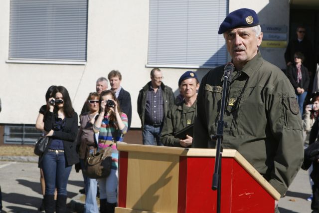 Bildgröße auf die Monitorauflösung (640x480 px) optimiert