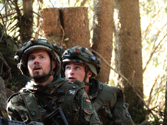 Bildgröße auf die Monitorauflösung (640x480 px) optimiert