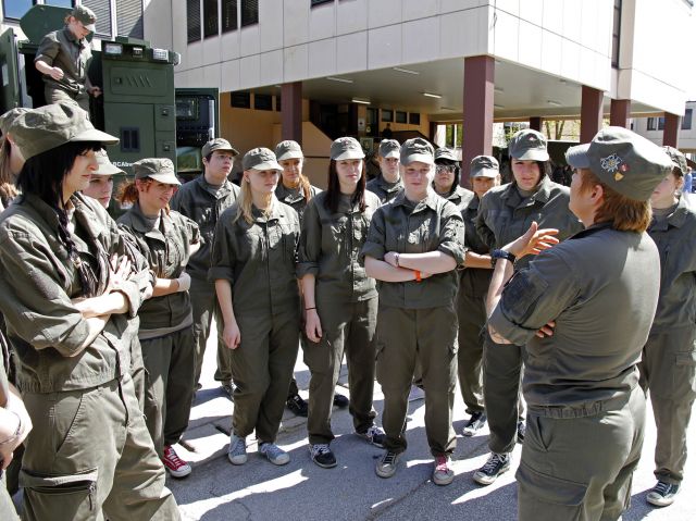 Bildgr&ouml;&szlig;e auf die Monitoraufl&ouml;sung (640x480 px) optimiert