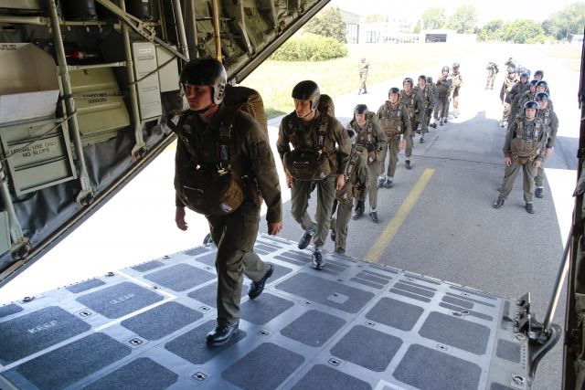 Bildgr&ouml;&szlig;e auf die Monitoraufl&ouml;sung (640x480 px) optimiert