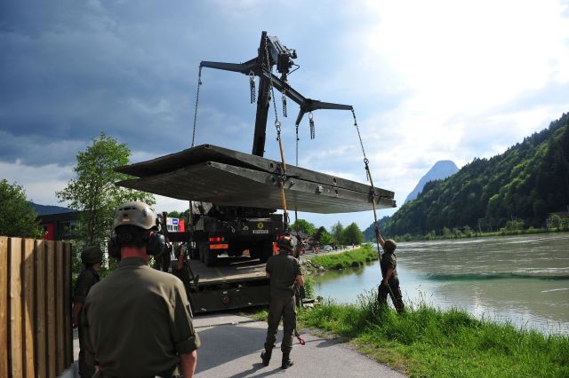 Bildgr&ouml;&szlig;e auf die Monitoraufl&ouml;sung (640x480 px) optimiert