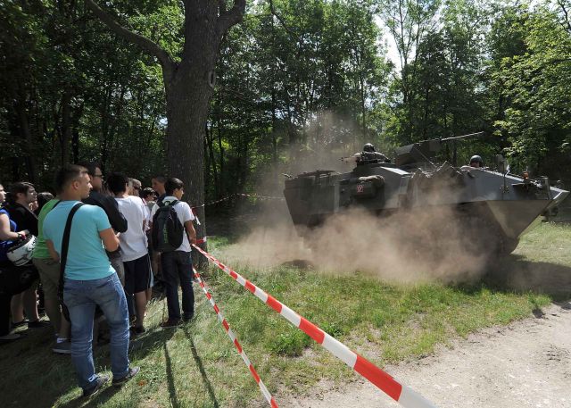 Bildgröße auf die Monitorauflösung (640x480 px) optimiert