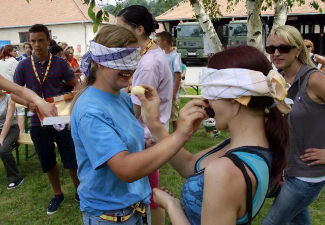 Bildname: 20120704_112204.jpg, momentane Bildgröße: 640x444 px Bildgröße auf die Monitorauflösung (640x480 px) optimiert