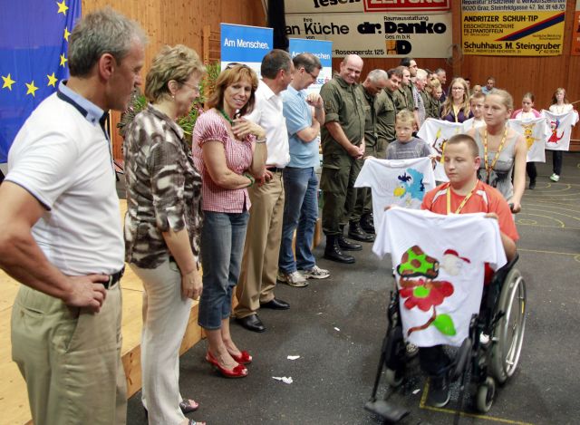 Bildgröße auf die Monitorauflösung (640x480 px) optimiert