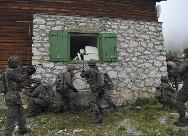 Bildgröße auf die Monitorauflösung (640x480 px) optimiert