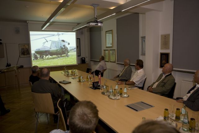 Bildgröße auf die Monitorauflösung (640x480 px) optimiert