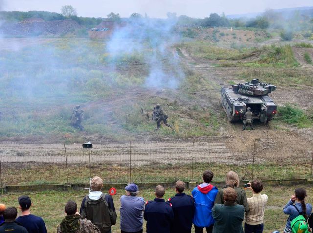 Bildgr&ouml;&szlig;e auf die Monitoraufl&ouml;sung (640x480 px) optimiert