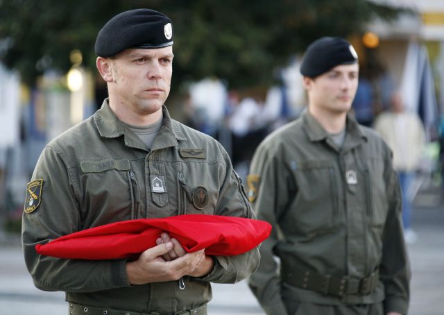 Bildgröße auf die Monitorauflösung (640x480 px) optimiert