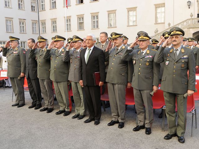 Bildgröße auf die Monitorauflösung (640x480 px) optimiert