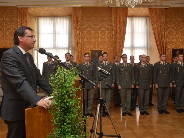 Bildgröße auf die Monitorauflösung (640x480 px) optimiert