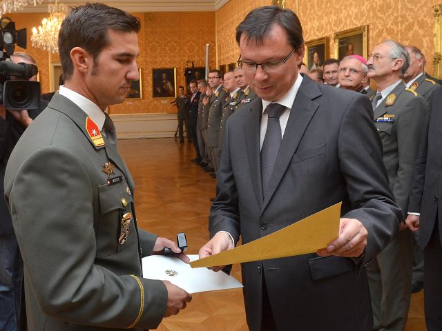 Bildgröße auf die Monitorauflösung (640x480 px) optimiert