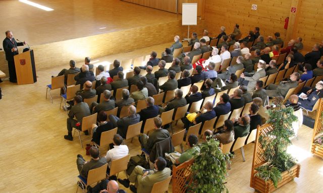 Bildgröße auf die Monitorauflösung (640x480 px) optimiert