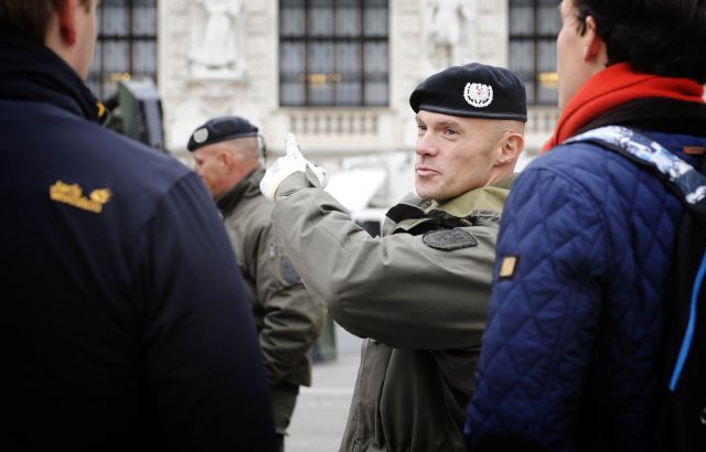 Bildgr&ouml;&szlig;e auf die Monitoraufl&ouml;sung (640x480 px) optimiert