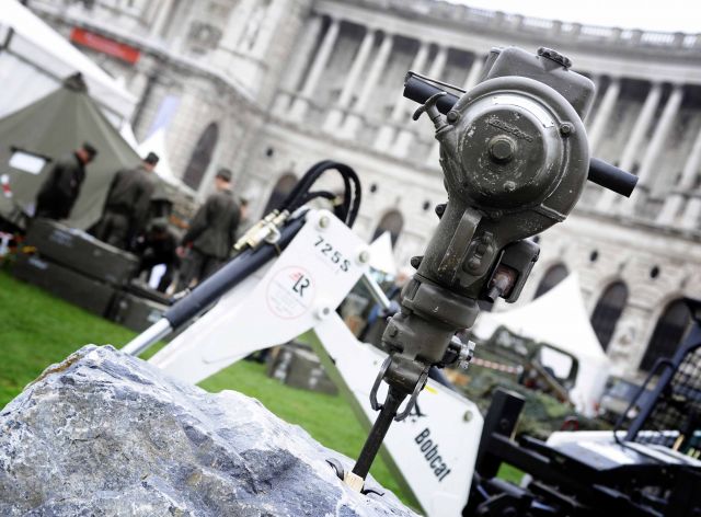 Bildgr&ouml;&szlig;e auf die Monitoraufl&ouml;sung (640x480 px) optimiert