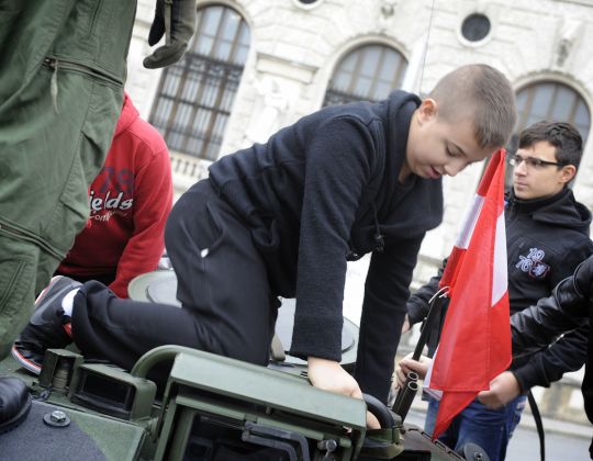 Bildgr&ouml;&szlig;e auf die Monitoraufl&ouml;sung (640x480 px) optimiert