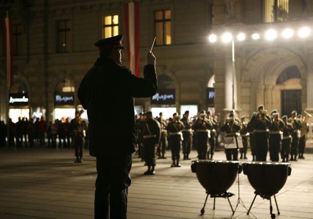 Bildname: 20121025_184835.jpg, momentane Bildgröße: 640x447 px Bildgröße auf die Monitorauflösung (640x480 px) optimiert