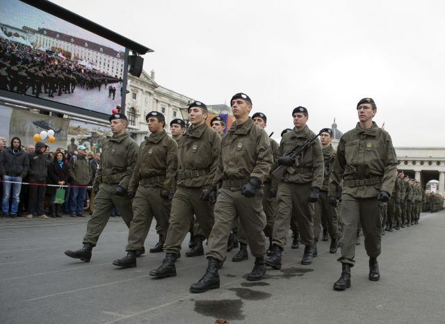 Bildgröße auf die Monitorauflösung (640x480 px) optimiert