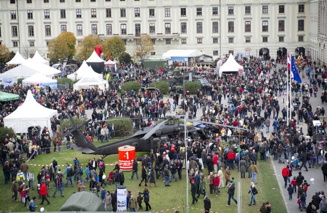 Bildgröße auf die Monitorauflösung (640x480 px) optimiert