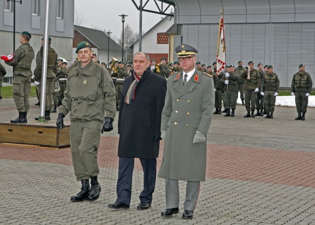 Bildgröße auf die Monitorauflösung (640x480 px) optimiert