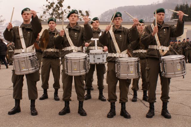 Bildgröße auf die Monitorauflösung (640x480 px) optimiert