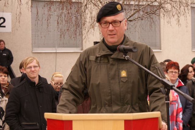 Bildgröße auf die Monitorauflösung (640x480 px) optimiert