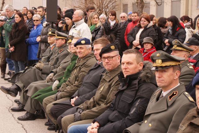 Bildgröße auf die Monitorauflösung (640x480 px) optimiert