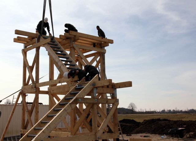 Bildgröße auf die Monitorauflösung (640x480 px) optimiert